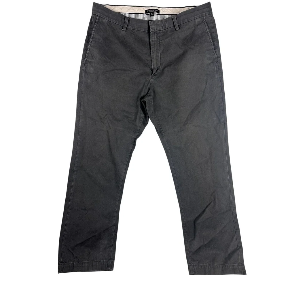 Banana Republic Mens Chino Pants Size 36/34‎ Grey Cotton